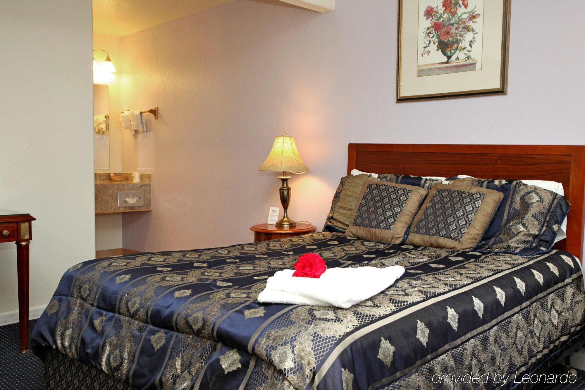 Monterey Oceanside Inn Zimmer foto